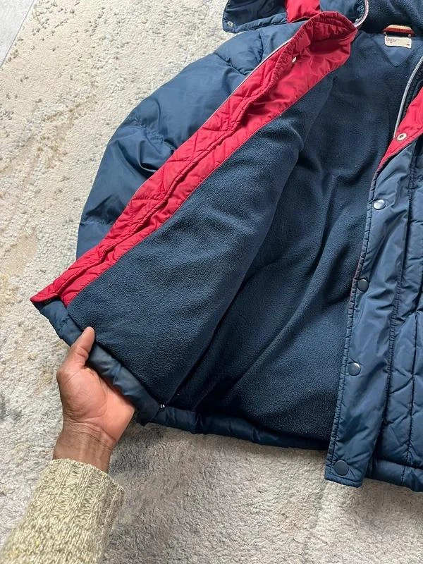 Chaqueta acolchada acolchada Tommy Hilfiger azul marino y rojo Talla M – photo 9